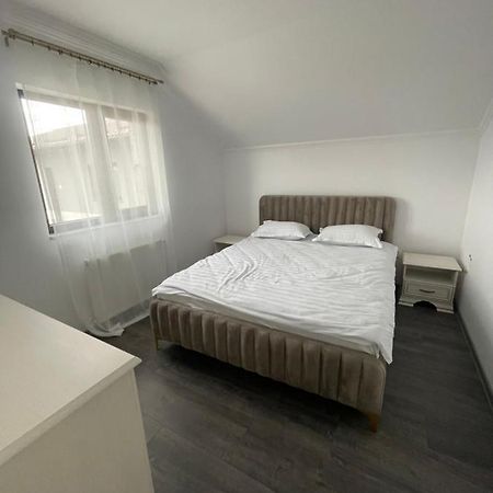 Eroilor II Apartament Apartment Suceava Luaran gambar